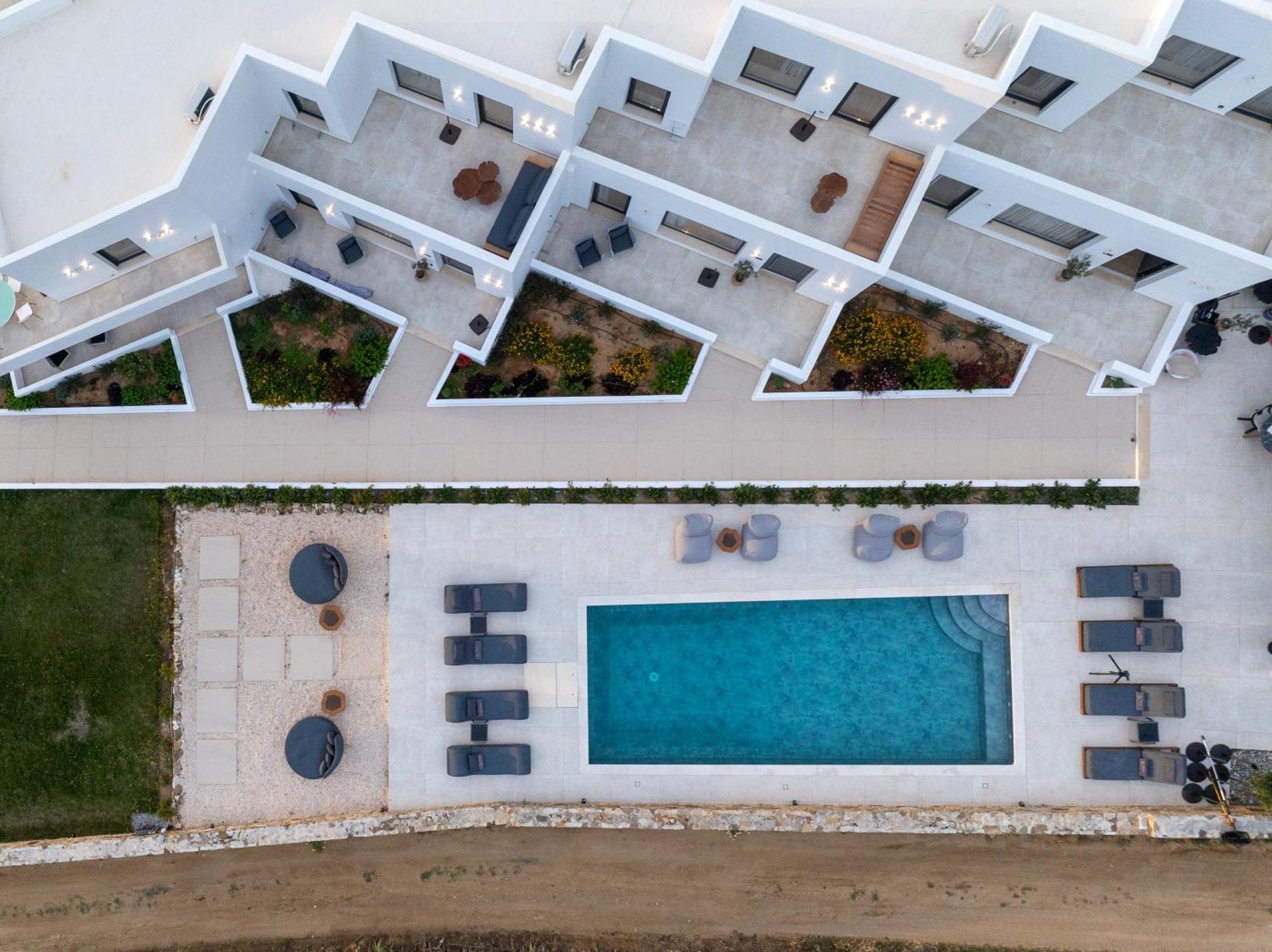 Horizon Luxury Suites Naxos City Exterior foto