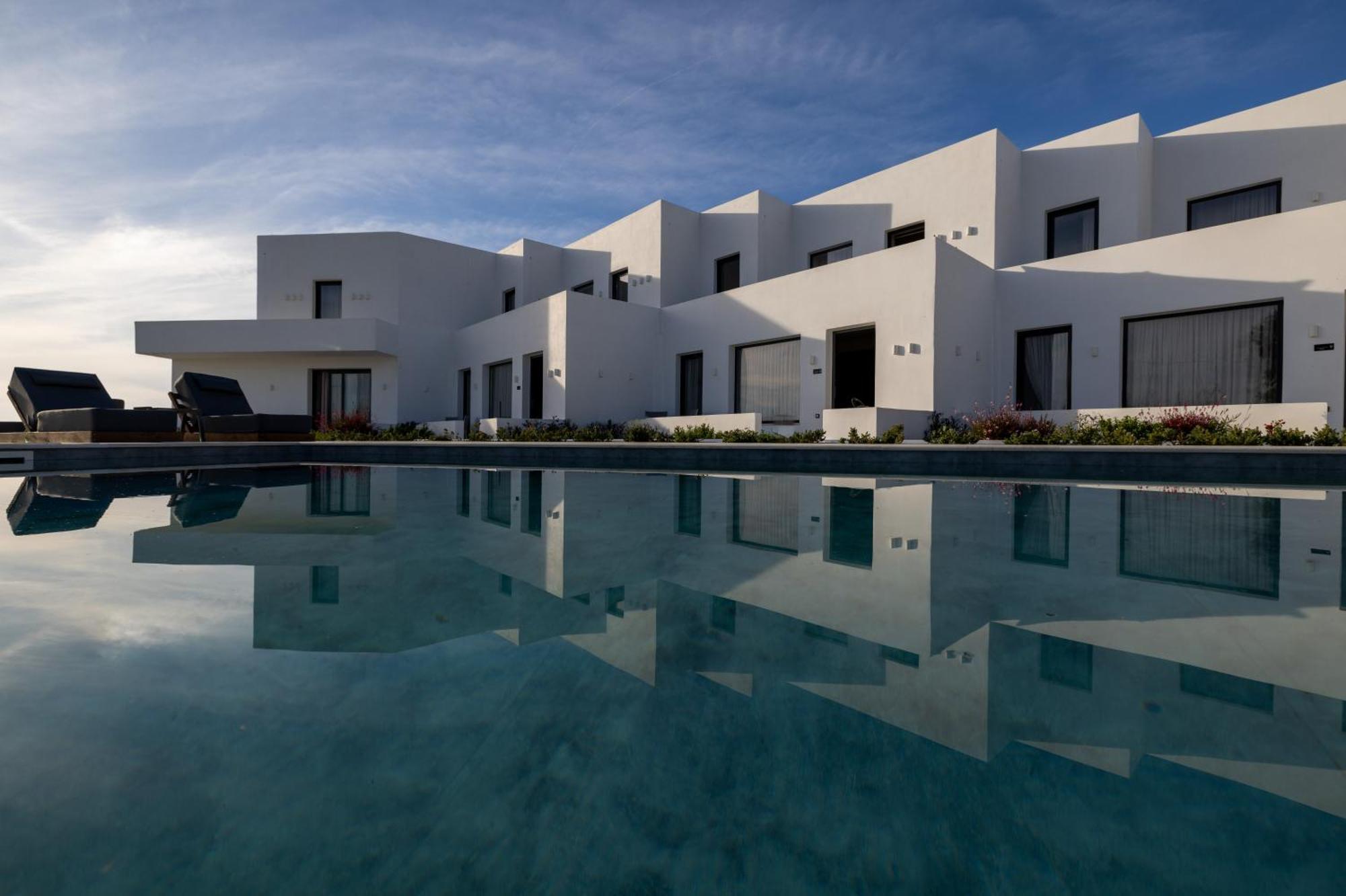 Horizon Luxury Suites Naxos City Exterior foto