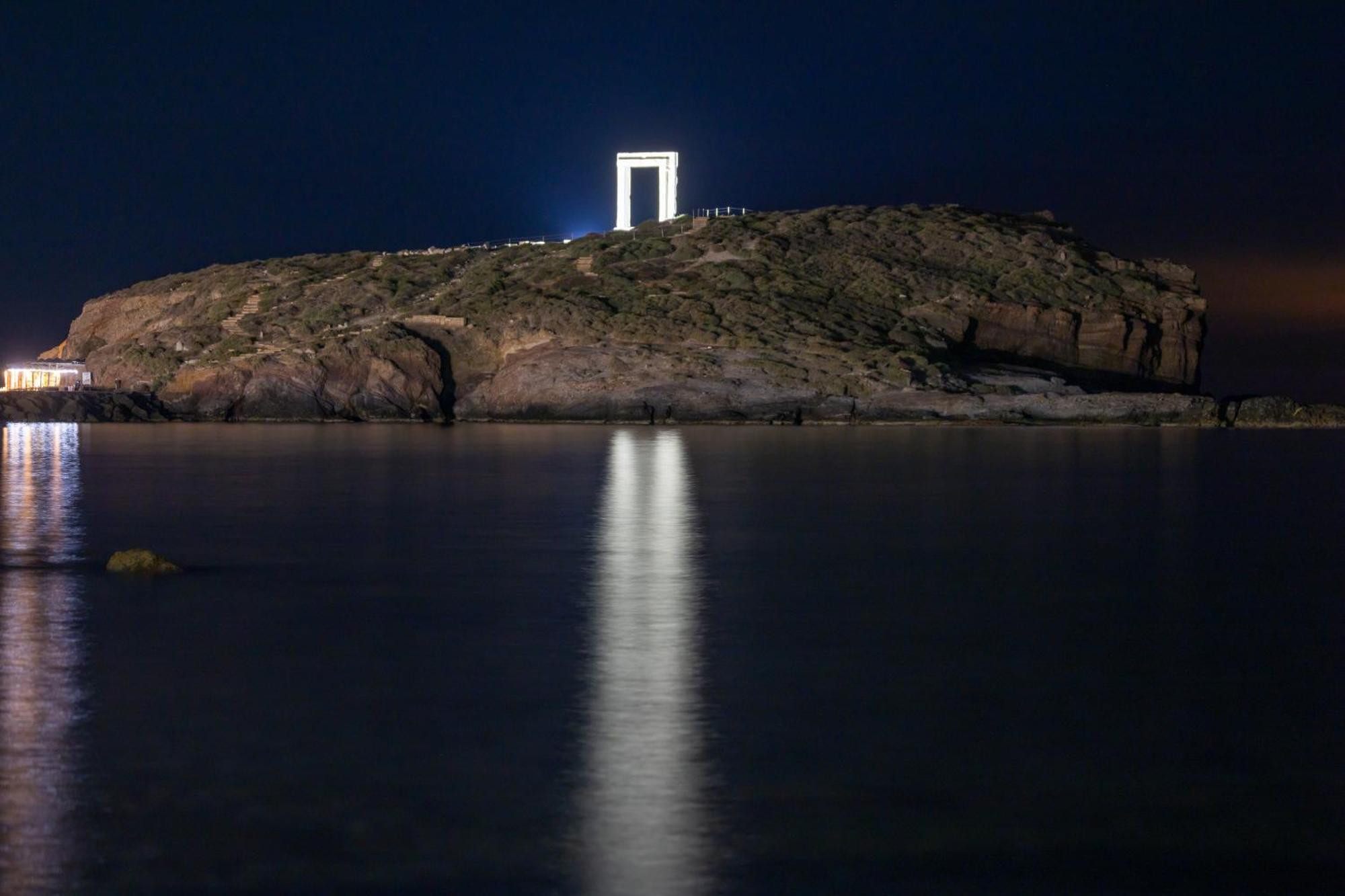 Horizon Luxury Suites Naxos City Exterior foto