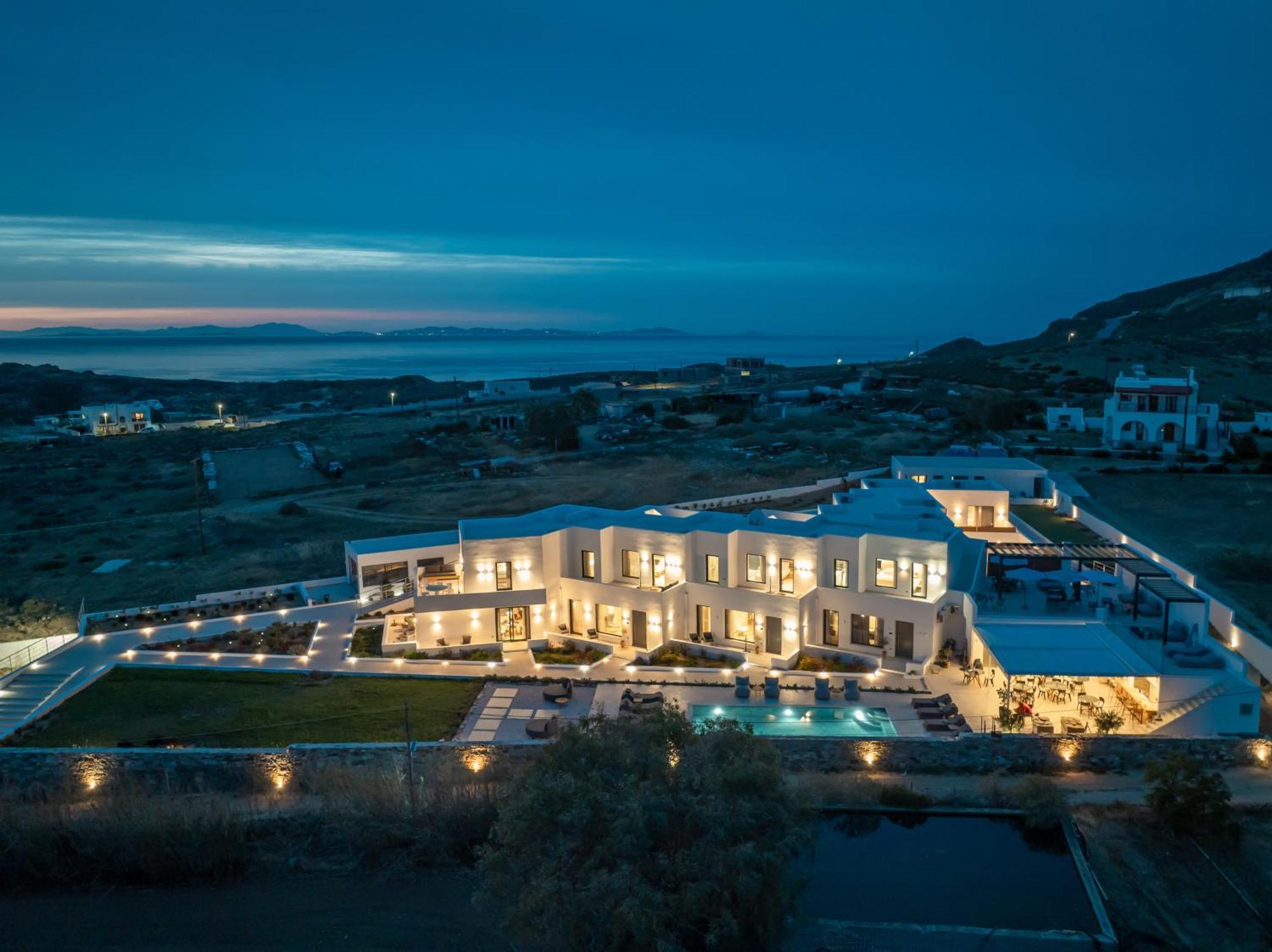 Horizon Luxury Suites Naxos City Exterior foto
